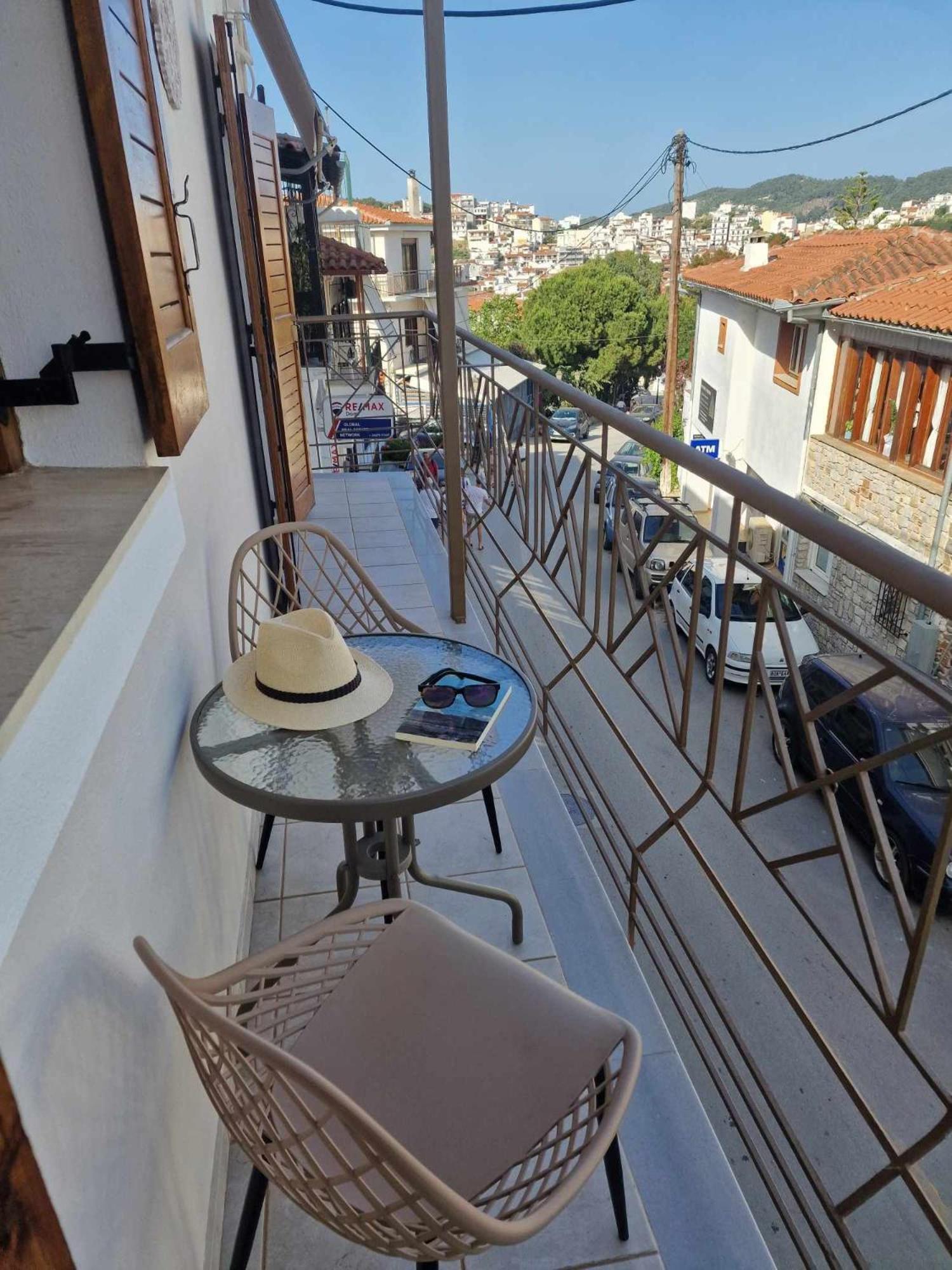 Serendipity Skiathos stad Exteriör bild